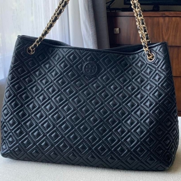 Tory Burch Handbags - Tory Burch Marion Lambskin Tote